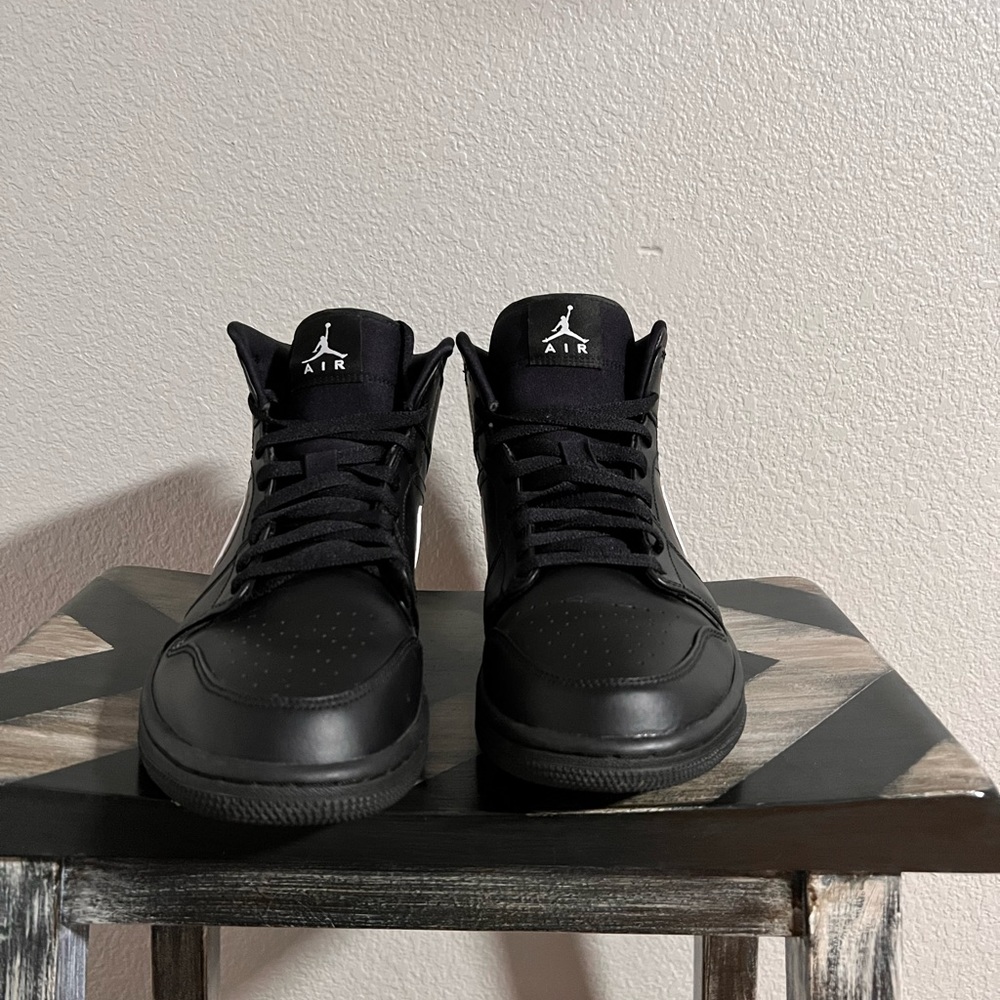 Jordan 1 Mid - Picture 4 of 12